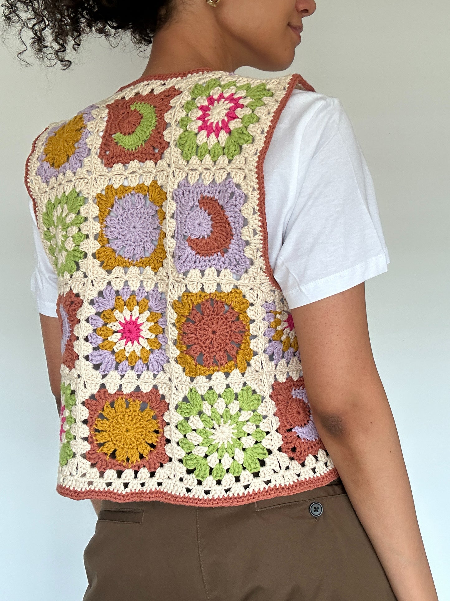 CAYA Granny Square Vest